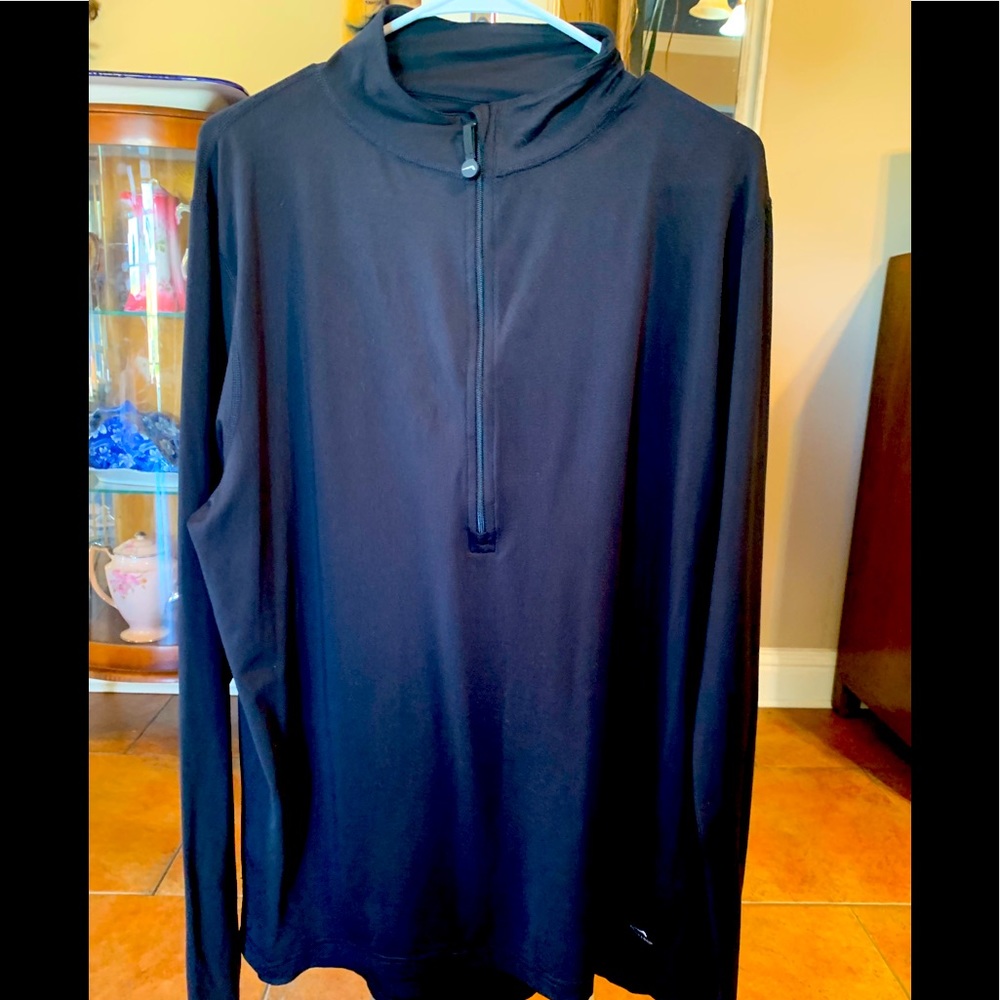 Men’s long sleeve Polar Edge shirt. Black.